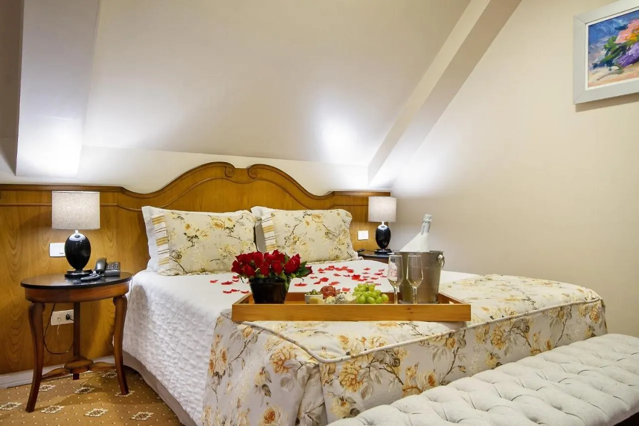 Pousada Italia Eleganza Campos do Jordão Mini-hôtel